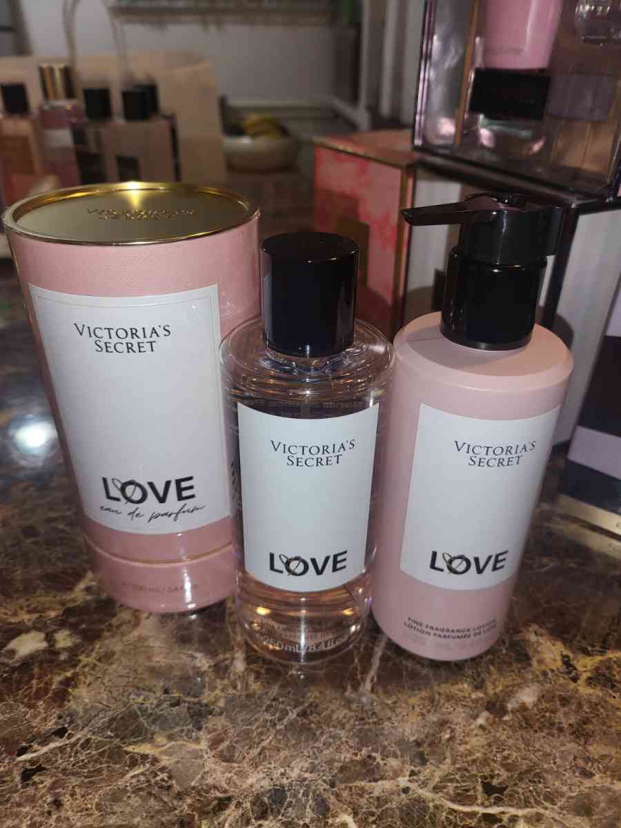 Victoria  Secret Perfume set - Antioch, Tennessee - FleaMarketBay