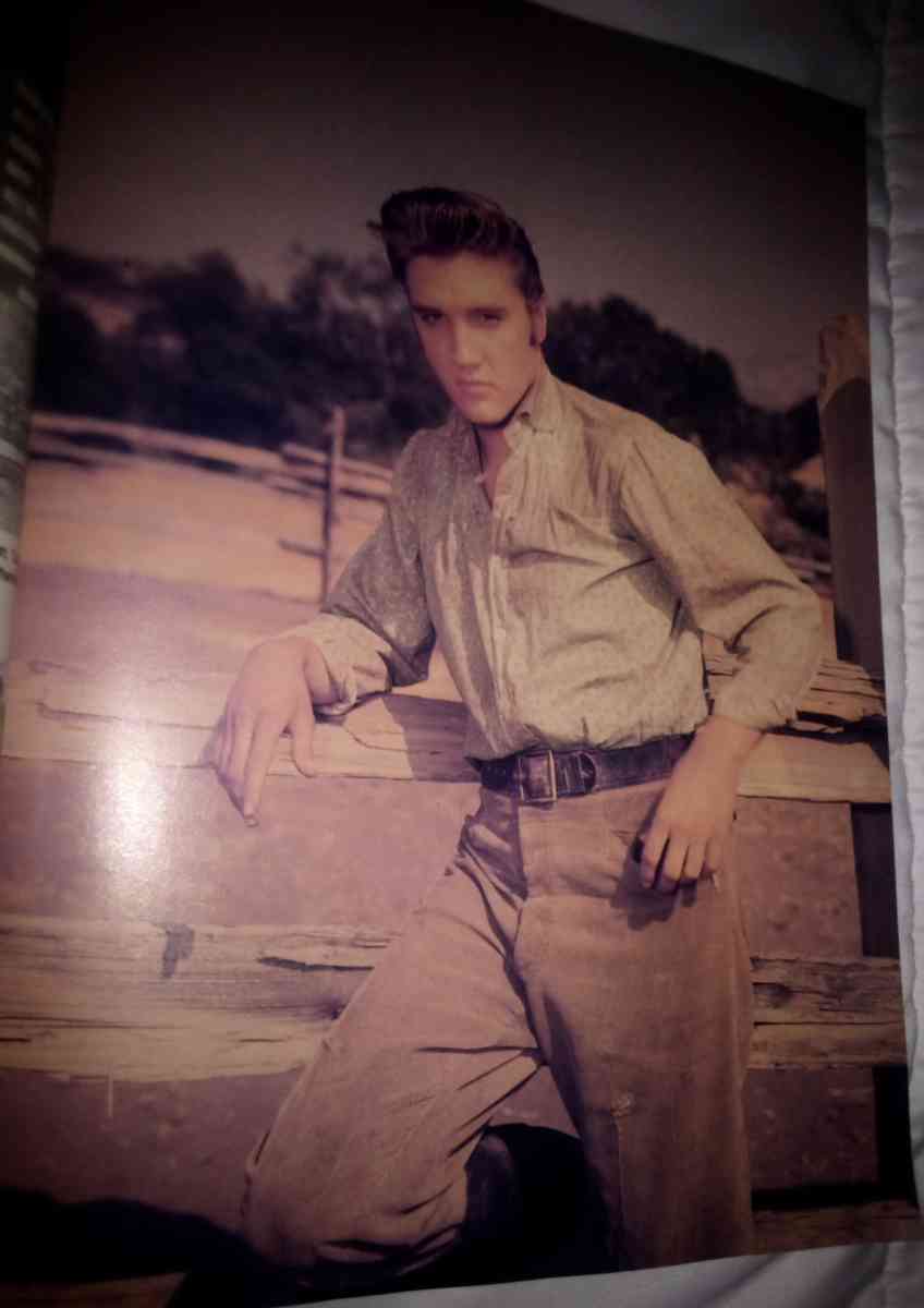 1987 ELVIS 10TH ANNIVERSARY MEMORIAL EDITION MAGAZINE - Wichita, Kansas - FleaMarketBay