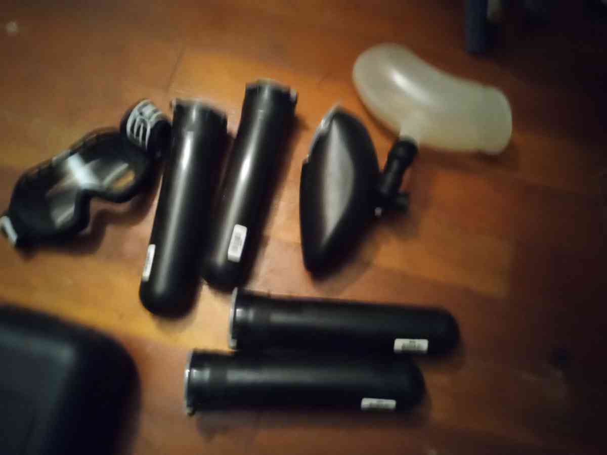 paintball guns and equipment - Johnstown, Pennsylvania - FleaMarketBay