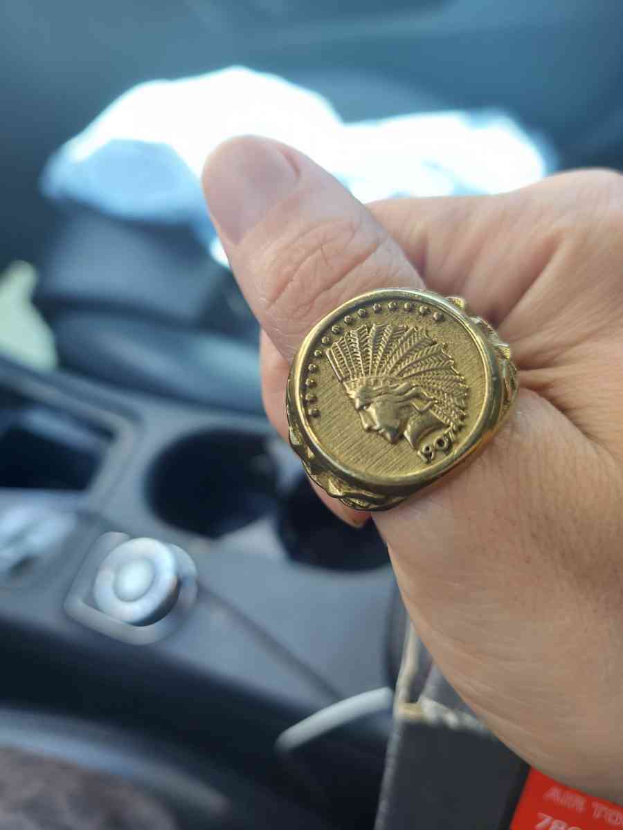 mens gold ring - Cedar Hill, Texas - FleaMarketBay