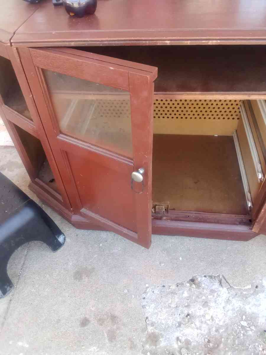 entertainment center - Lubbock, Texas