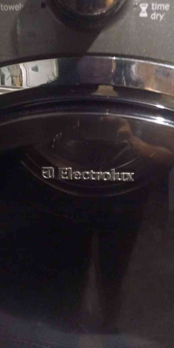 Electrolux Electric Dryer - Tulsa, Oklahoma