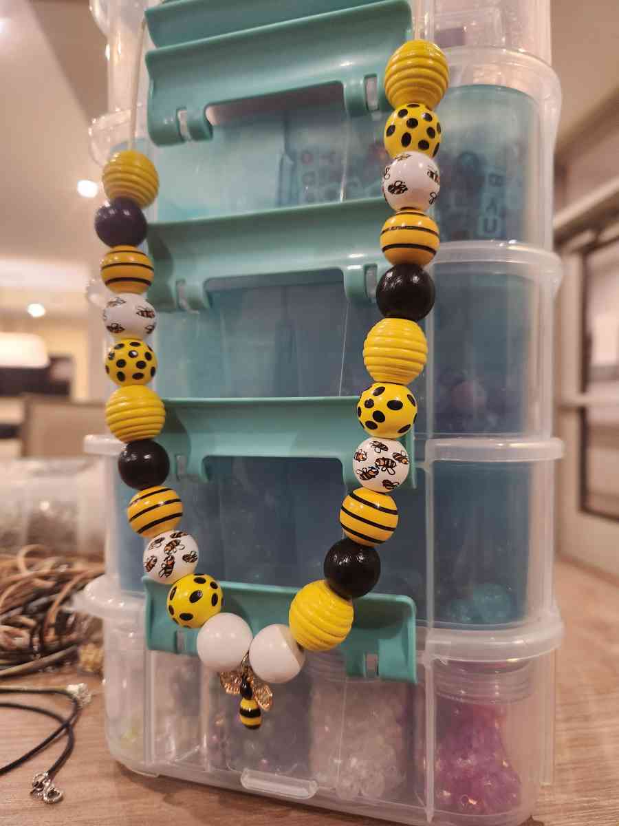 hand made necklaces - Marlton, New Jersey - FleaMarketBay