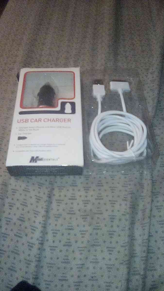 Old iphone ipad and ipod cable cord with car charger - Reno, Nevada