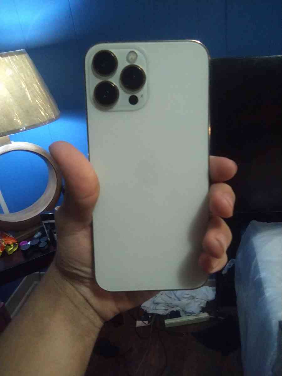 iphone 13 pro max - Humble, Texas - FleaMarketBay