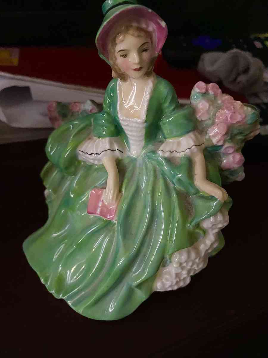 Lydia  bone china royal Daulton - Claremont, California - FleaMarketBay