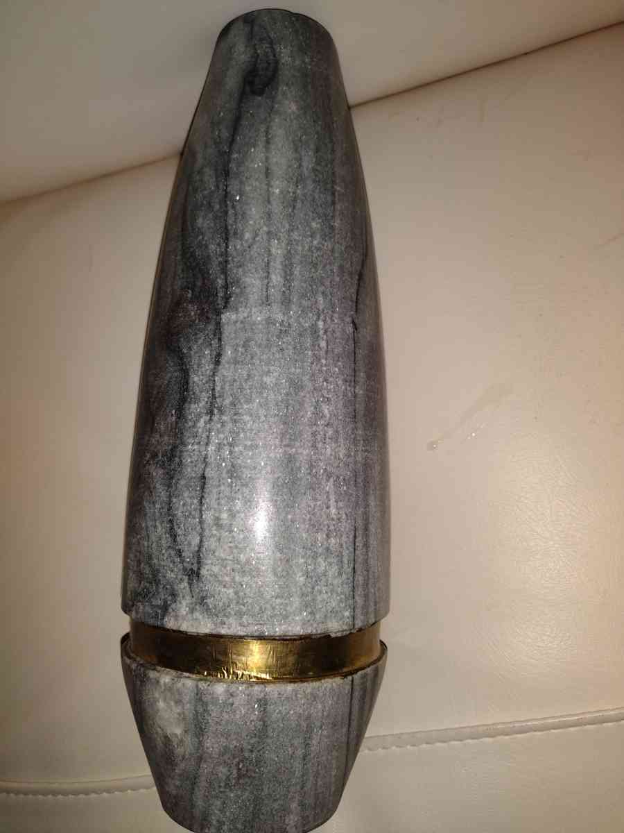 large Gray Jasper sculpture - Maricopa, Arizona - FleaMarketBay