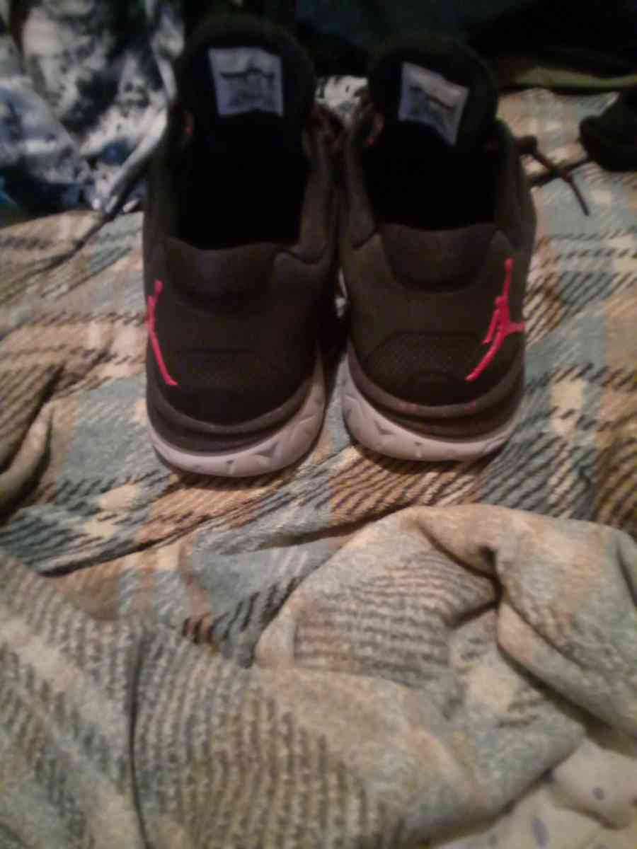 Jordans - Detroit, Michigan - FleaMarketBay