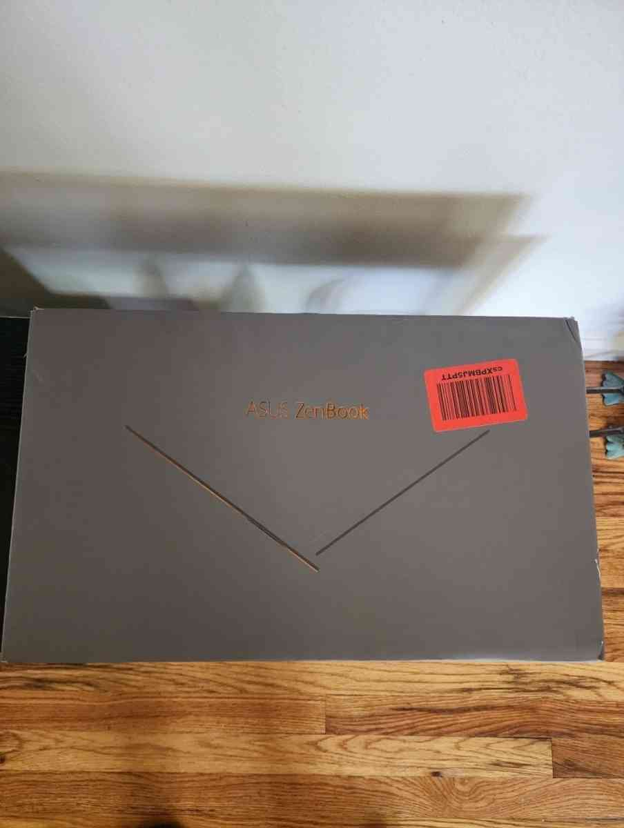 Asus ZenBook - Seattle, Washington - FleaMarketBay