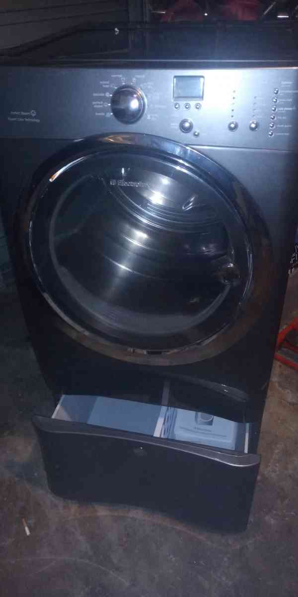 Electrolux Electric Dryer - Tulsa, Oklahoma - FleaMarketBay