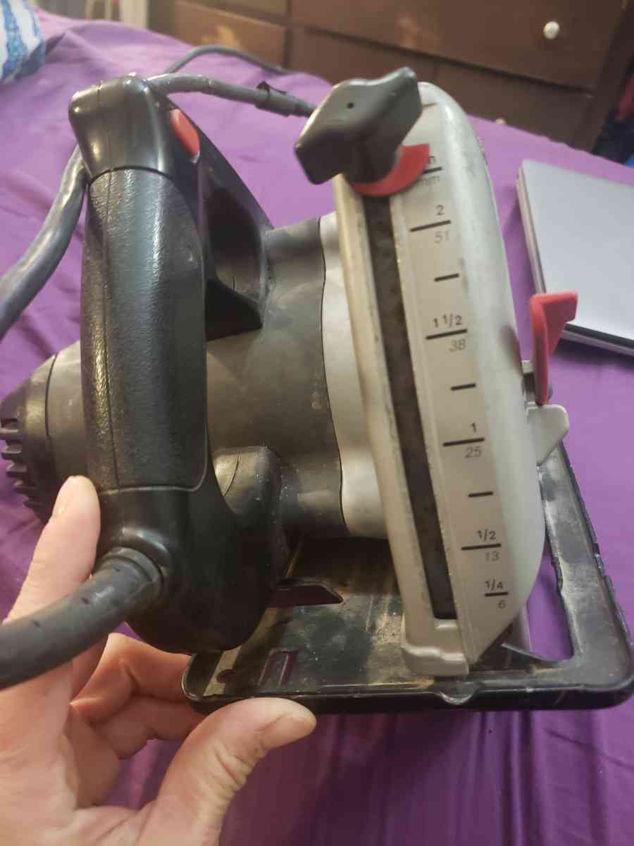 Skilsaw 24HP Circular Saw Model 5175 - Springdale, Arkansas - FleaMarketBay