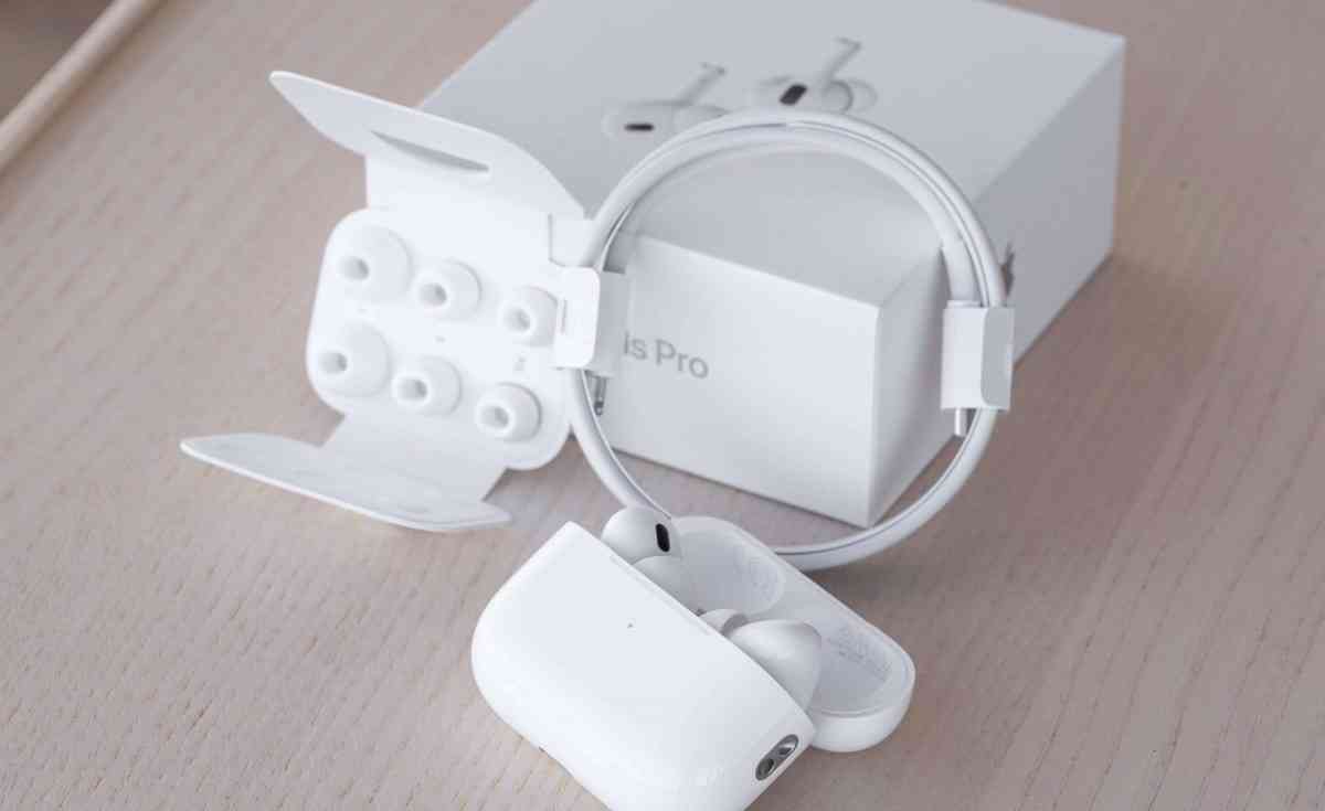 AirPods Pro Generation 2 new and sealed - Grand Prairie, Texas - FleaMarketBay