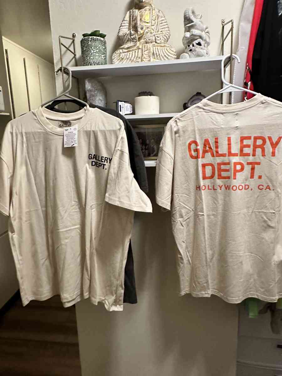 Gallery T SHIRTS - Redwood City, California - FleaMarketBay
