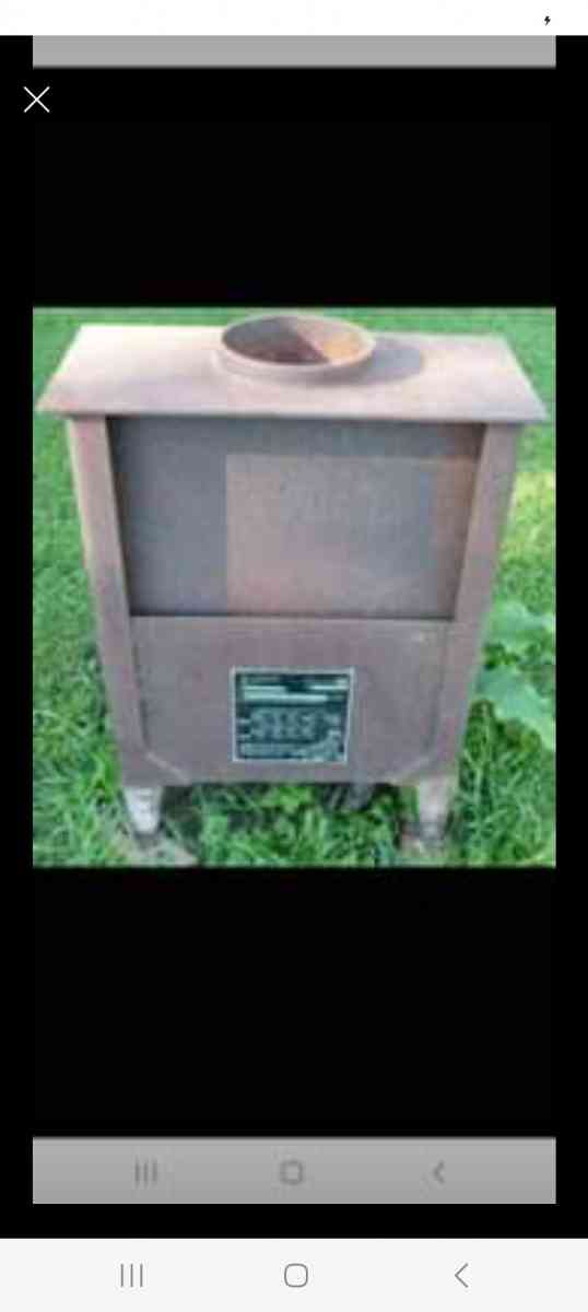 fisher grandma wood burning stove - Richmond, Michigan