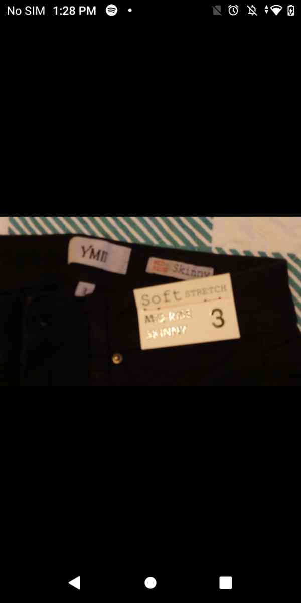 pants - Salisbury, North Carolina - FleaMarketBay