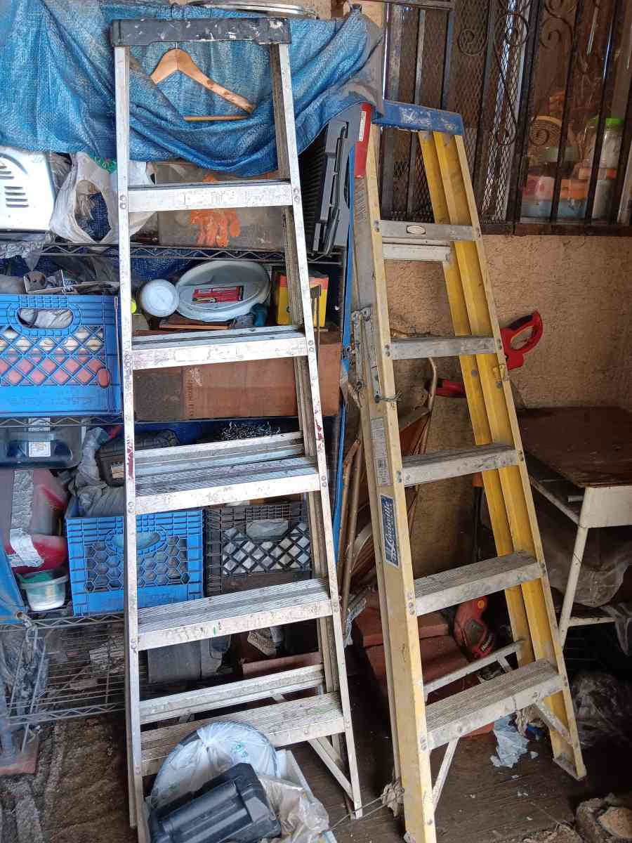 ladders - Los Angeles, California - FleaMarketBay