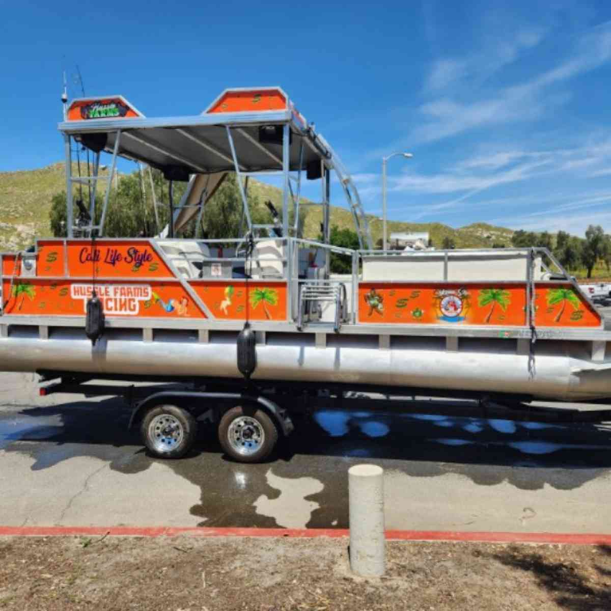 party barge boat rental - Perris, California - FleaMarketBay