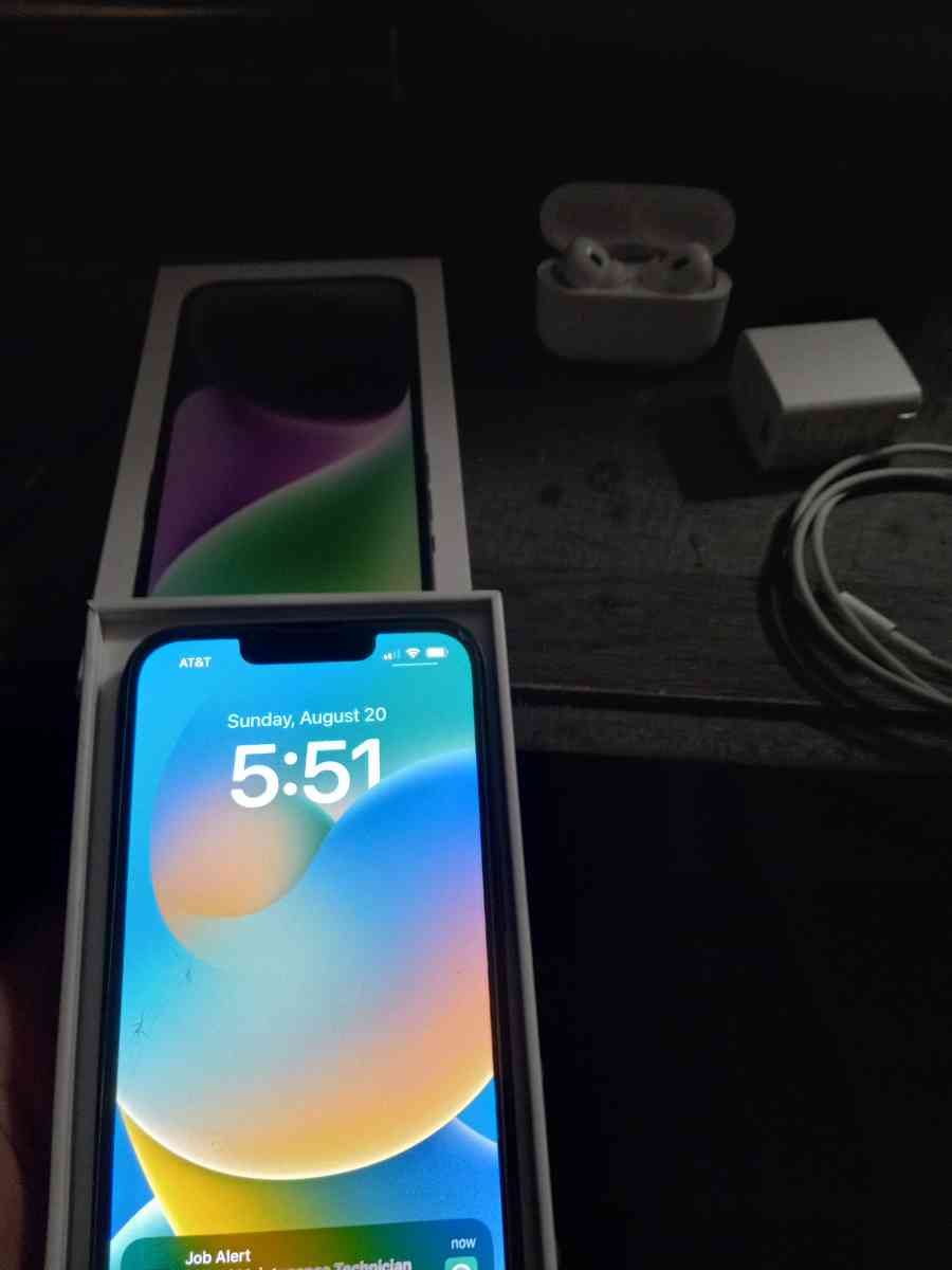 iPhone 14 bundle