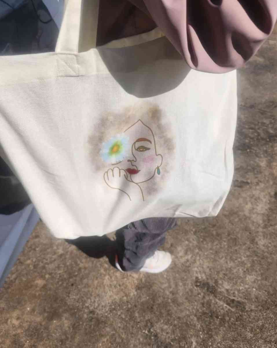 Tote bag with Abstract Face - Lawrenceville, Georgia