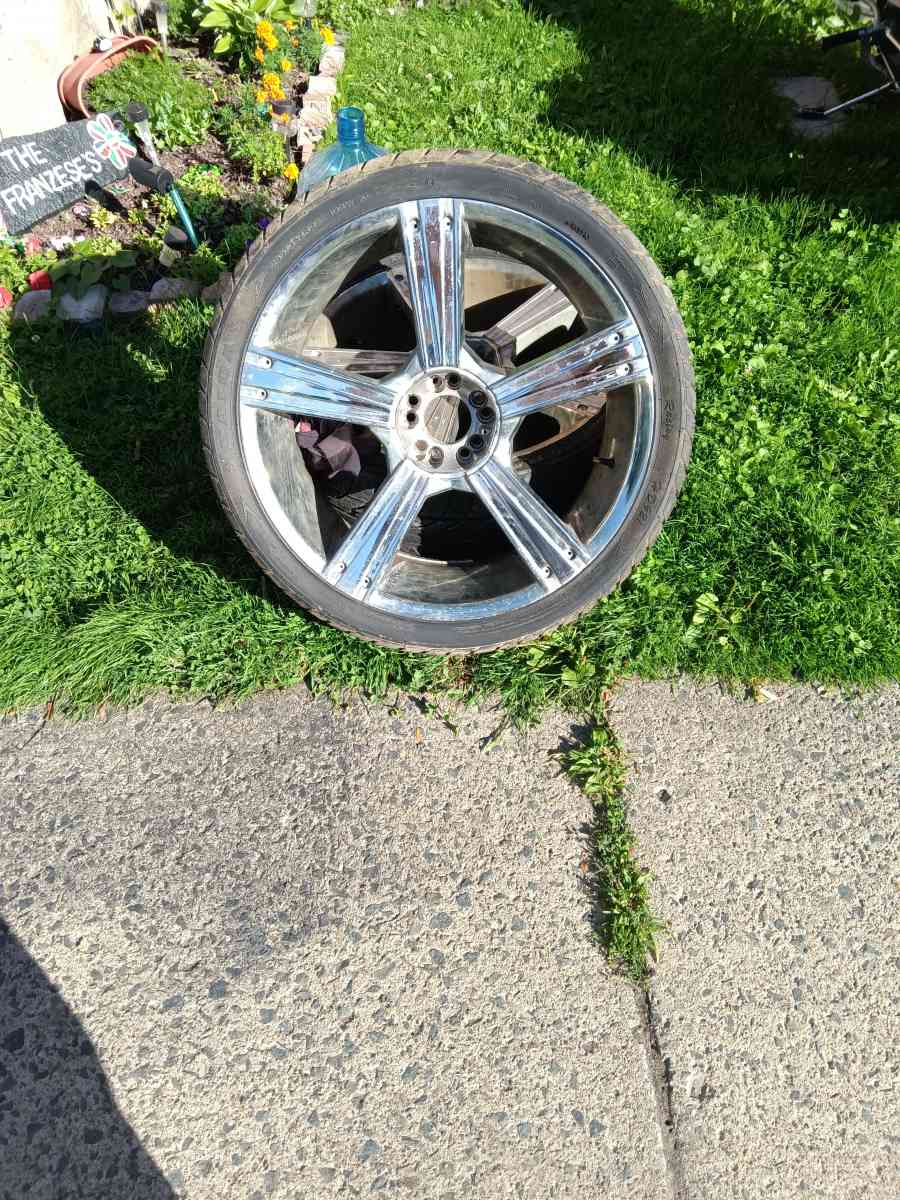 HAIDA RACING TIRES with 2 5 lug universal rims as pictured - Cohoes, New York