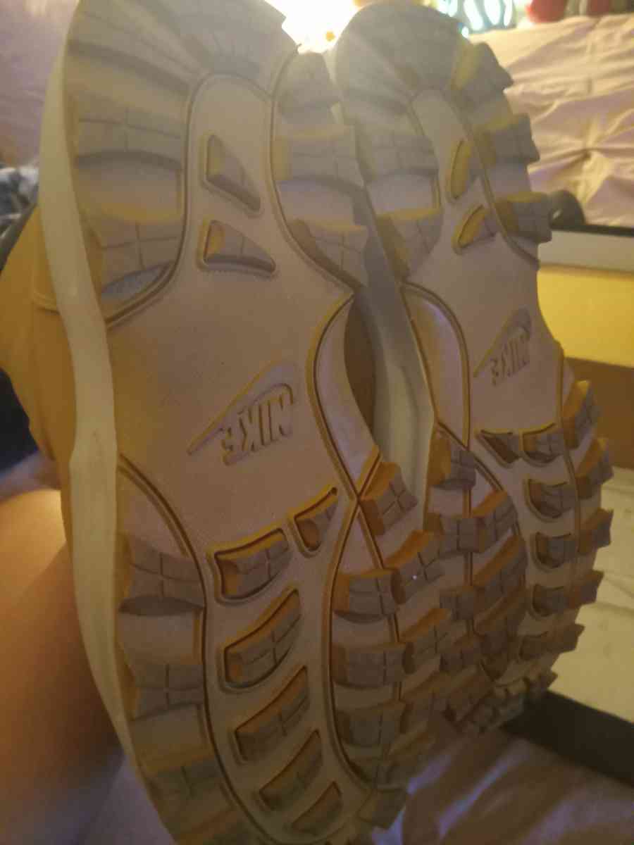 Air Jordan shoes - Arizona City, Arizona - FleaMarketBay