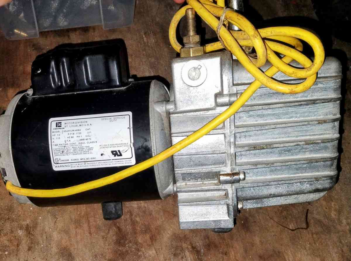 JB Deep Vacuum Pump - Sarasota, Florida - FleaMarketBay