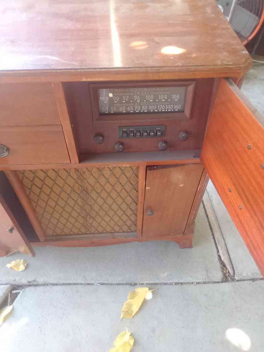 3 old 1940s vintage tube  sterios - Sacramento, California - FleaMarketBay