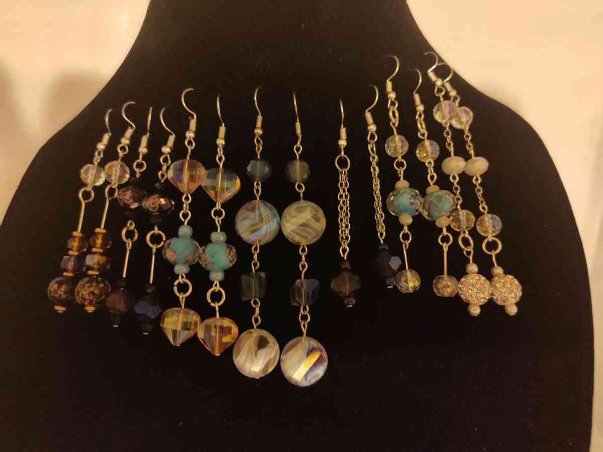 hand made glass bead earrings - Glenpool, Oklahoma - FleaMarketBay