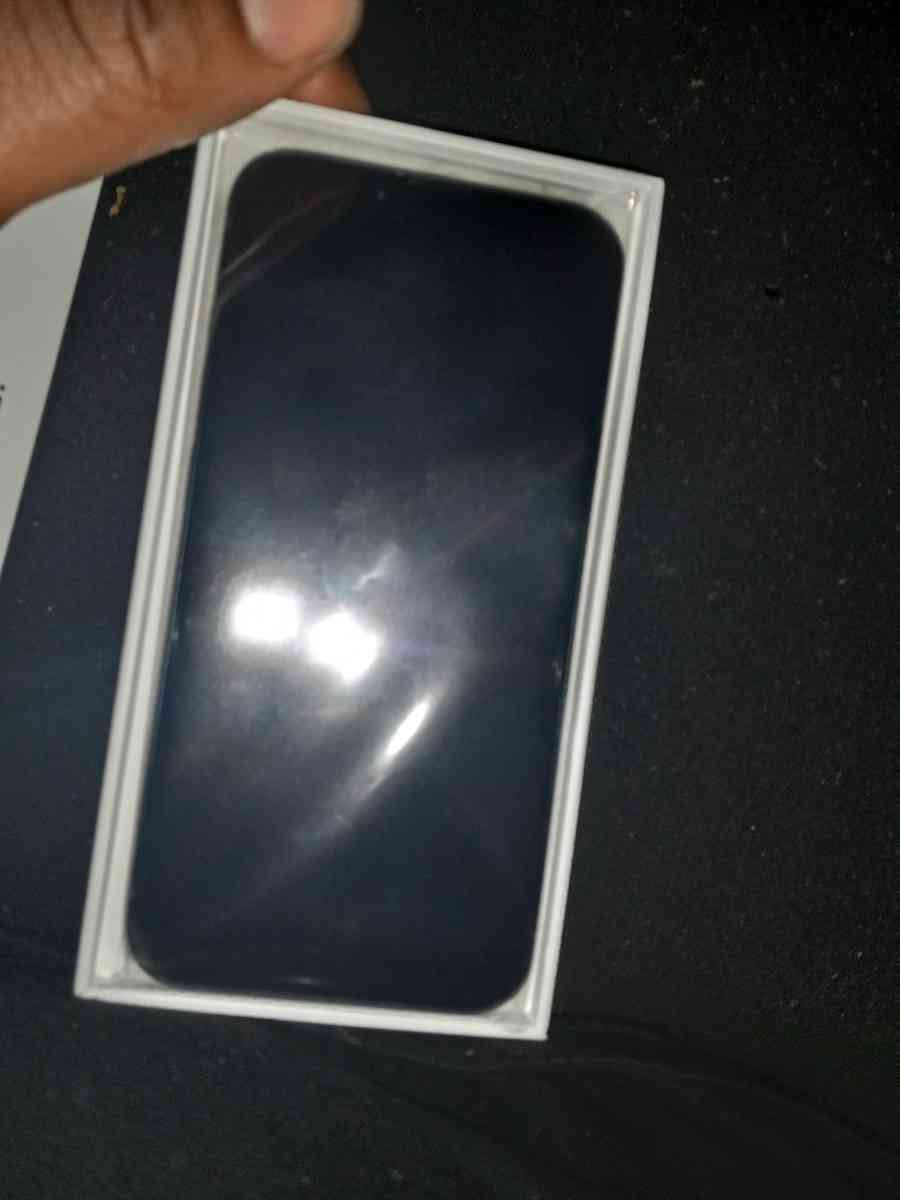 iphone 14 - Louisville, Kentucky - FleaMarketBay