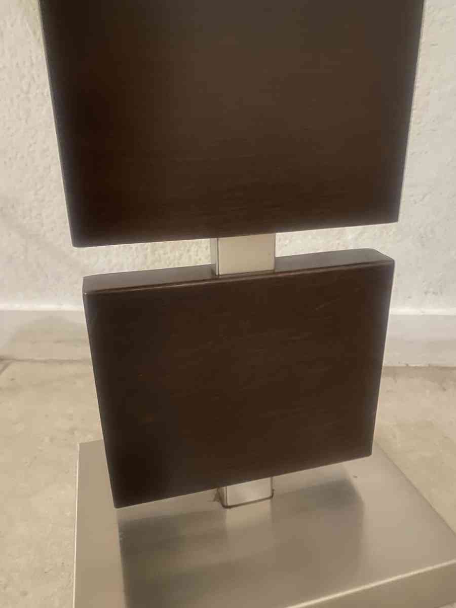 Modern 2 set to lamps - Las Vegas, Nevada - FleaMarketBay