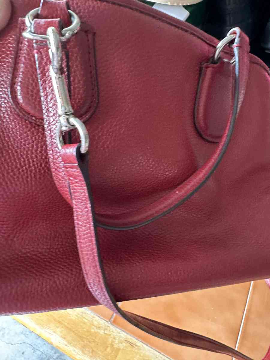 1 Ladies Burgundy COACH PURSE - Wilmington, North Carolina - FleaMarketBay