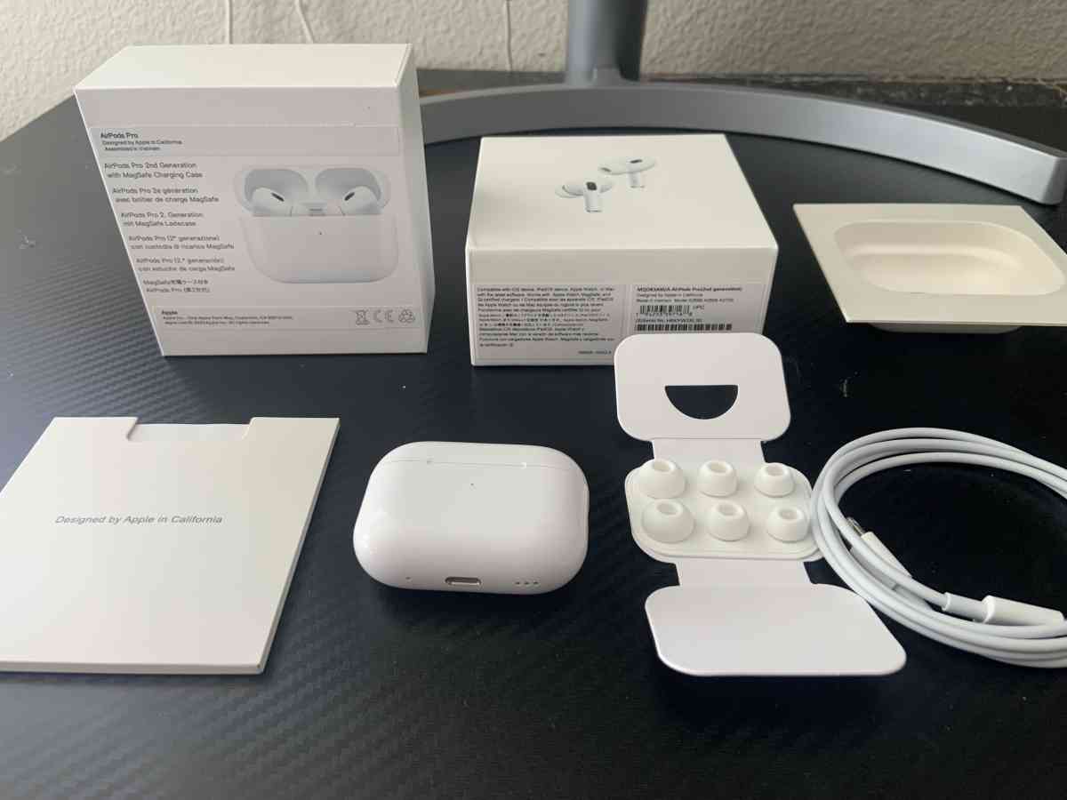 AirPod Pro gen 2 BEST OFFERS - Everett, Washington - FleaMarketBay