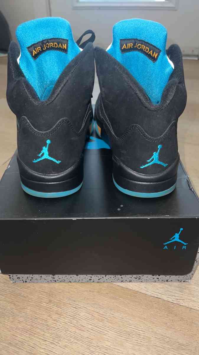 retro 5 - Vancouver, Washington - FleaMarketBay