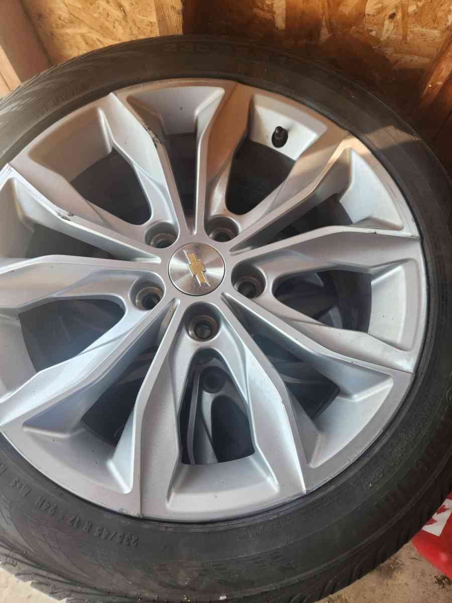 A set of 4 17 inch rims and tires - Rochelle, Illinois - FleaMarketBay