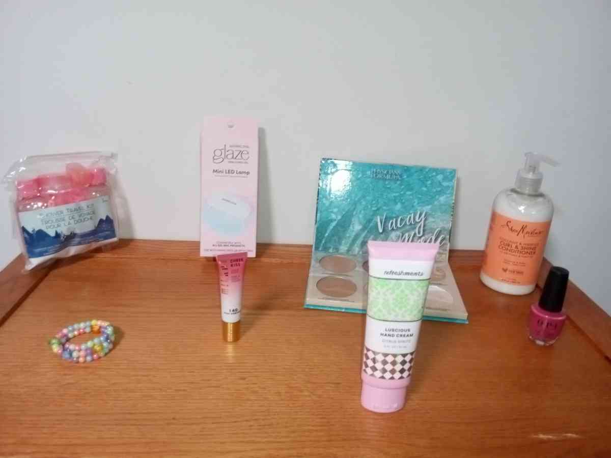 beauty bundle - Chicago, Illinois