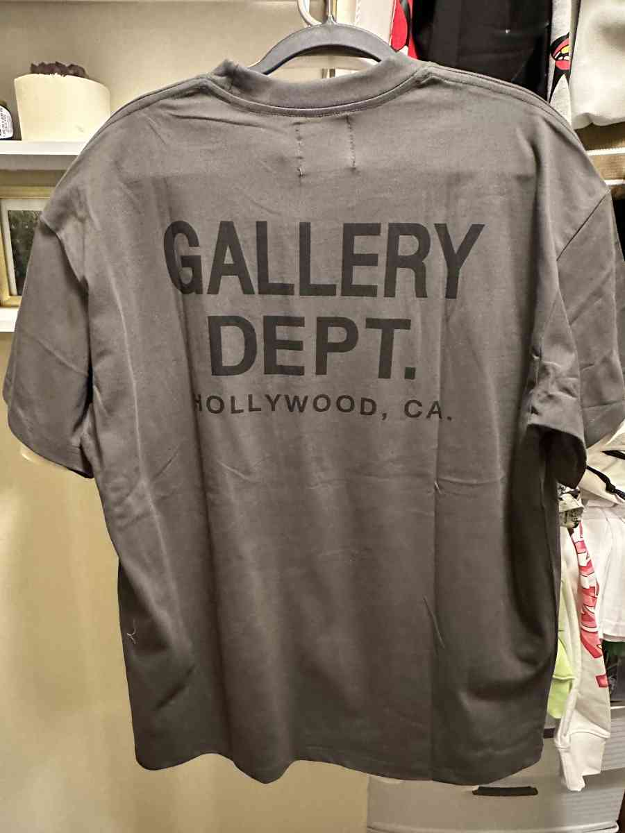 Gallery T SHIRTS - Redwood City, California - FleaMarketBay