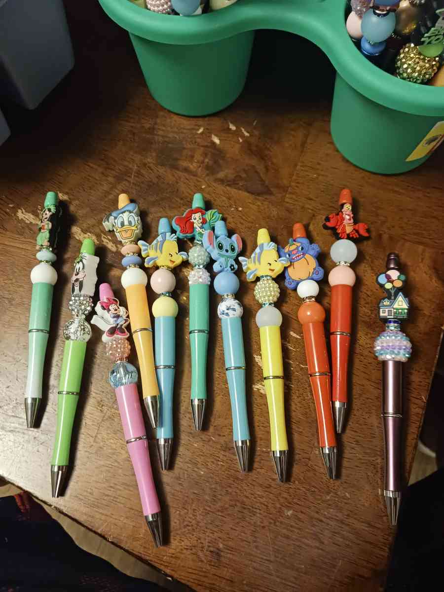 pens and cups and keychains - San Antonio, Texas - FleaMarketBay