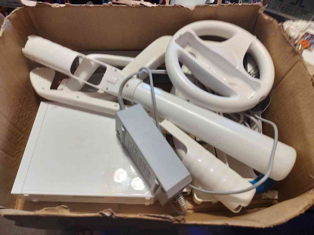 we were the game accessories - Alicia, Arkansas