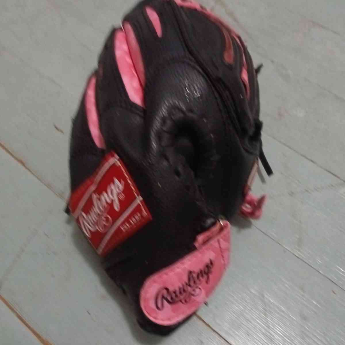 pink softball glove