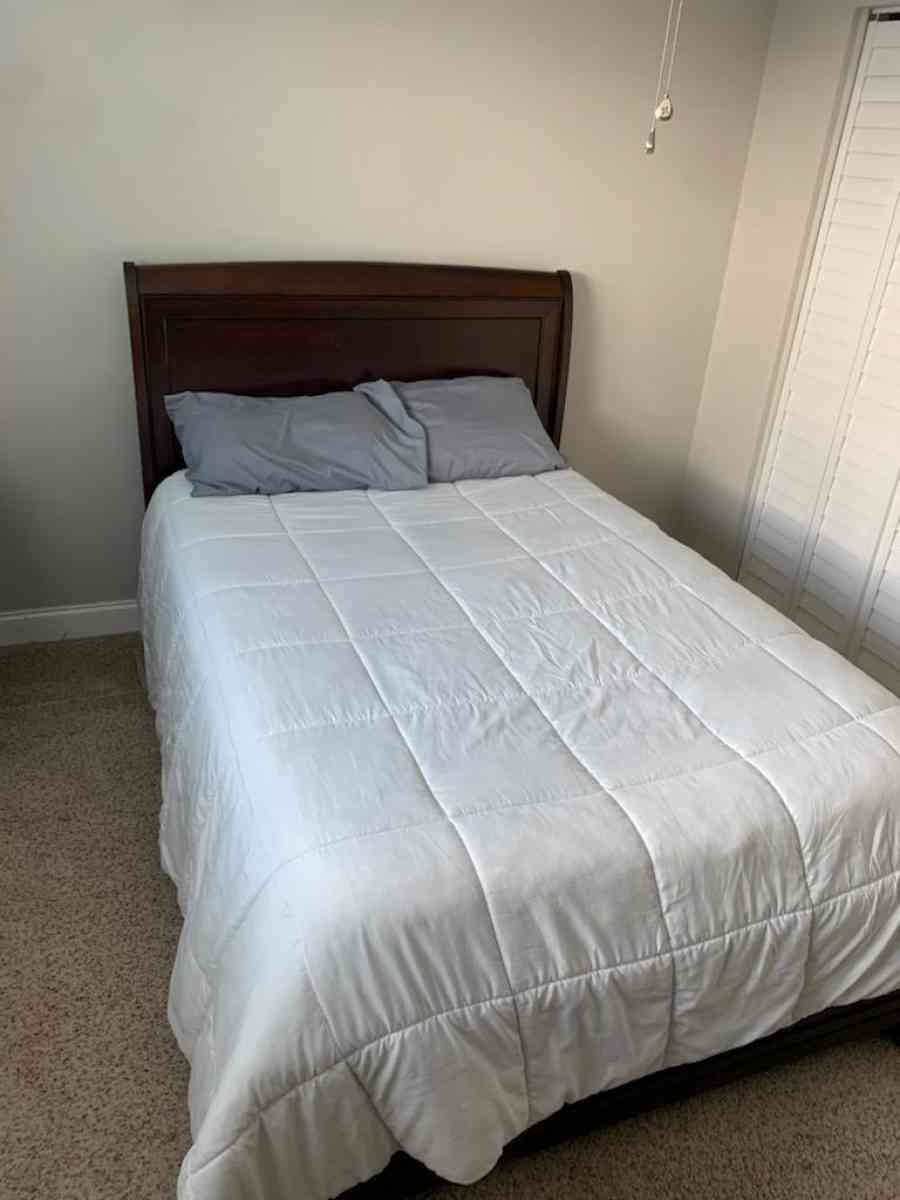 full size mattress with bed set and dresser with mirror - Clearwater, Florida