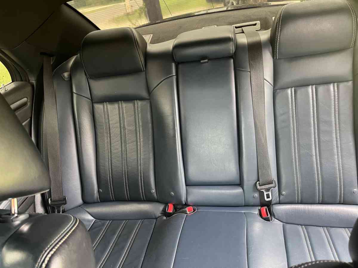 Chrysler 300 - Houma, Louisiana - FleaMarketBay