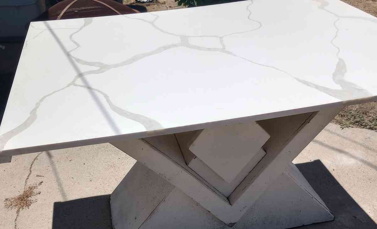 real marble table - San Bernardino, California - FleaMarketBay