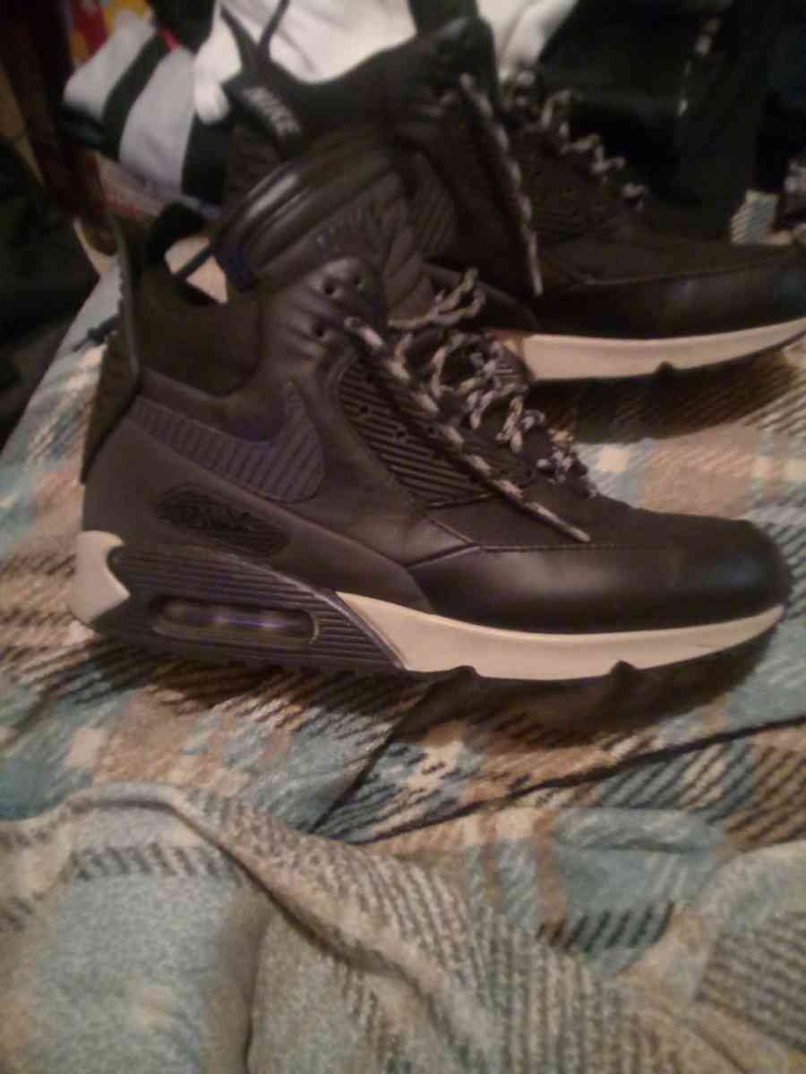 Air Max 90 sneakers boots goats - Detroit, Michigan - FleaMarketBay