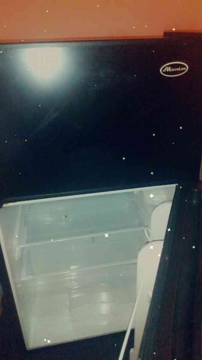 Microlux mini fridge with freezer - San Jose, California