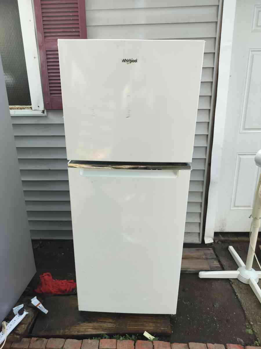 whirlpool Fridges - Louisville, Kentucky - FleaMarketBay