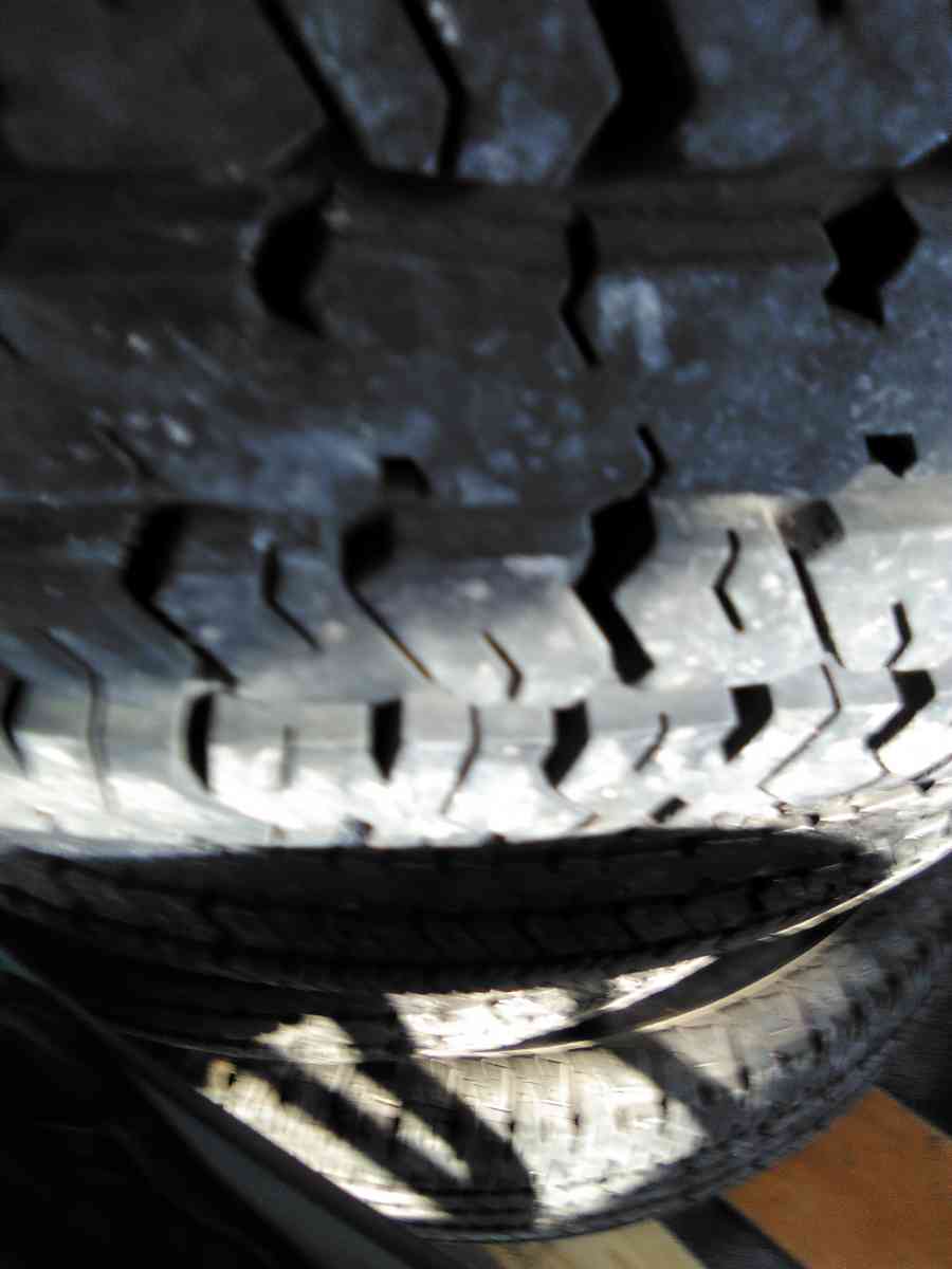 tires 235 hankook R17 - El Paso, Texas - FleaMarketBay