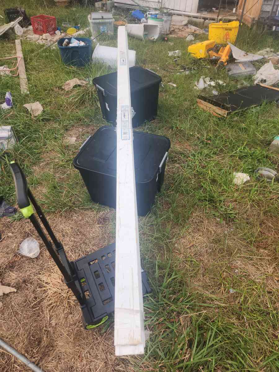 8 pieces 12 ft long crown molding - Honea Path, South Carolina - FleaMarketBay