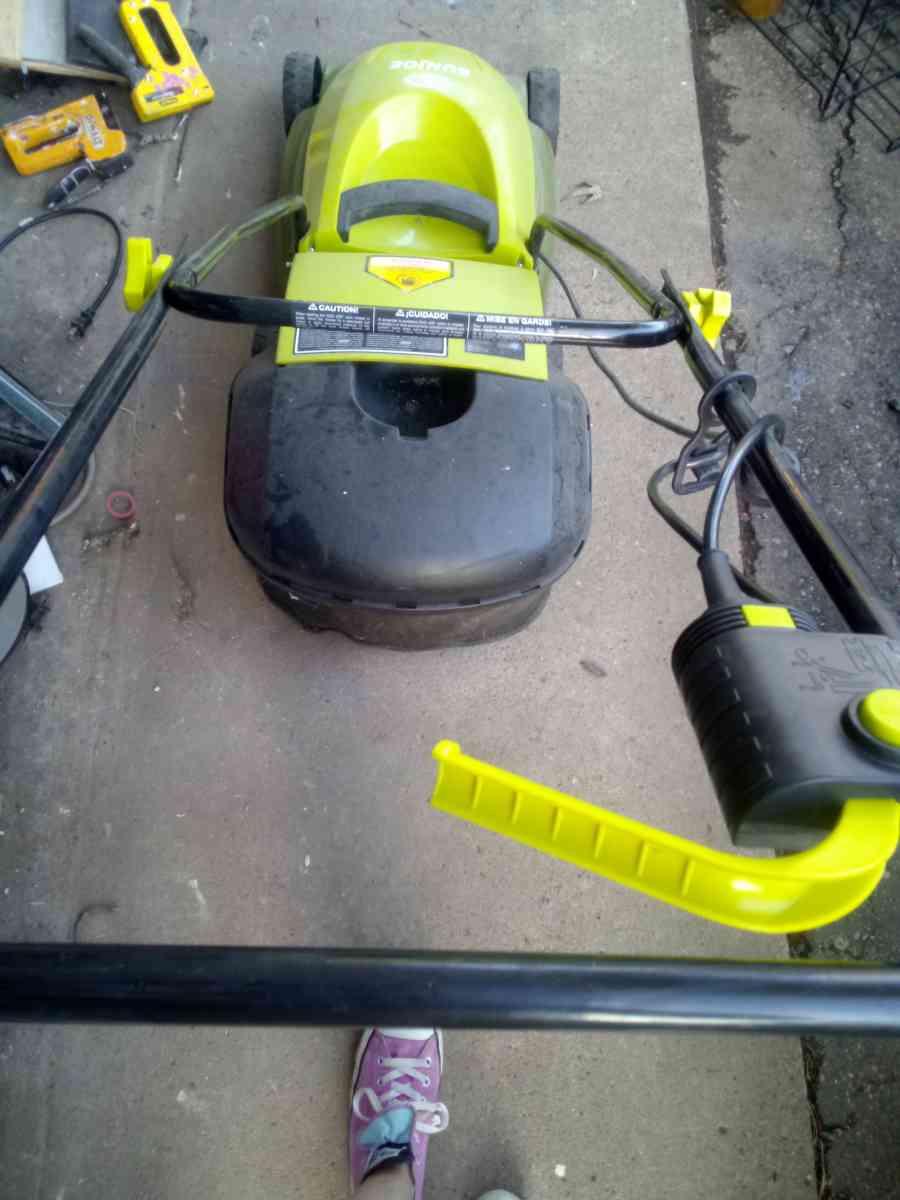 SunJoe electric lawn mower - Indianapolis, Indiana - FleaMarketBay