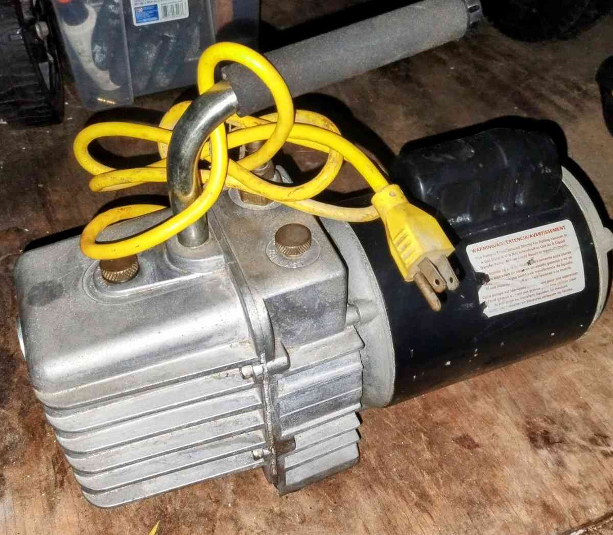 JB Deep Vacuum Pump - Sarasota, Florida - FleaMarketBay