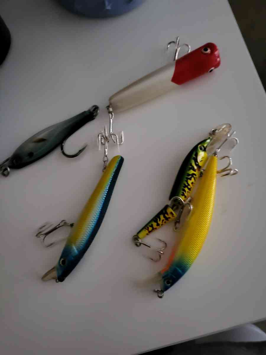 New Penn reel combo need Gone today - Burlington, New Jersey - FleaMarketBay